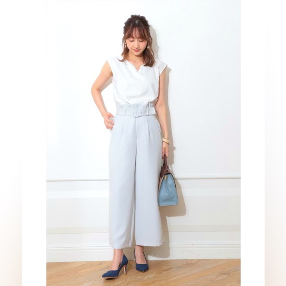 Jusglitty Wide pants with belt sz 2